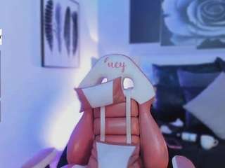 luucyjoness webcam model stream image