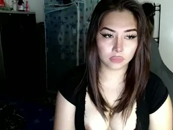 urqueendominant webcam model stream image