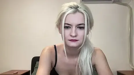 Onika_Love webcam stripchat model stream image