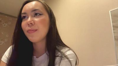 RoyceSenger webcam model stream image