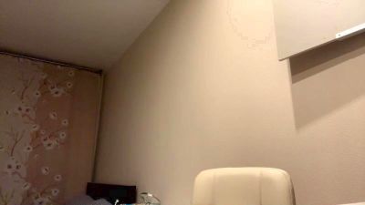 RoyceSenger webcam model stream image