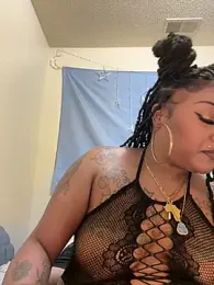 Egyptian_reign webcam model stream image