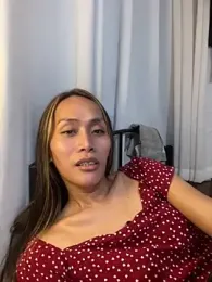 RomanticPearlTS webcam model stream image