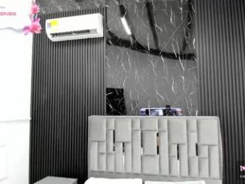 lolaangellx webcam model stream image