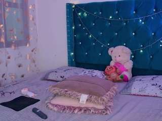 lillypeach23 webcam model stream image