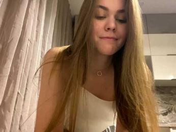 AdelleLenhard webcam model stream image