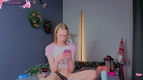 Olivia-Pink webcam model stream image