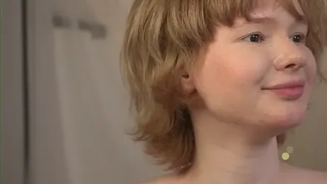 Kelly_Ember webcam model stream image