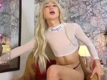 treywinters_ webcam model stream image