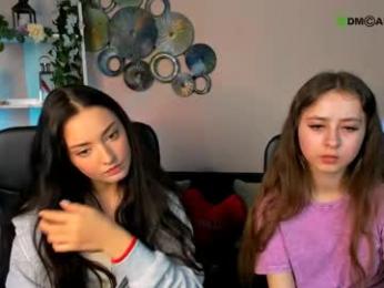 miki_nikki webcam model stream image