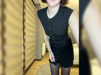 BabyDarii webcam bongacams model stream image