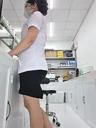HinaLovely webcam model stream image