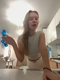 Ketitull webcam model stream image