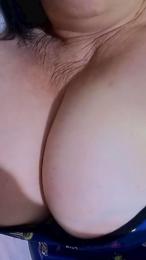 girlyold webcam model stream image