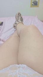 girlyold webcam model stream image