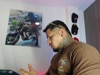 Apolo Strongman webcam model stream image