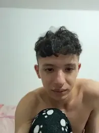 Daniel_Roy webcam stripchat model stream image