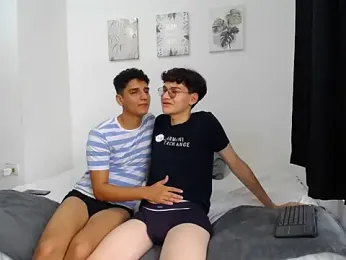 SpritzBoys webcam model stream image