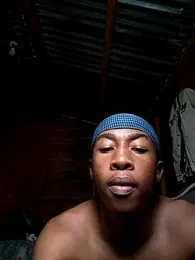 Peterveero12 webcam stripchat model stream image