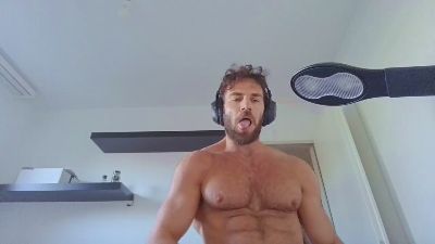 ALPHA_HUNK webcam model stream image