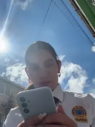 Alysson-- webcam model stream image