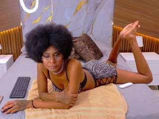 nastybrunette webcam model stream image