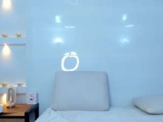 zenda-evans webcam model stream image