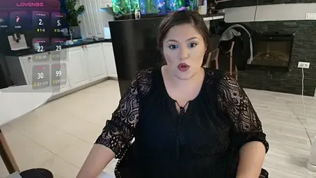 Layla- webcam model stream image