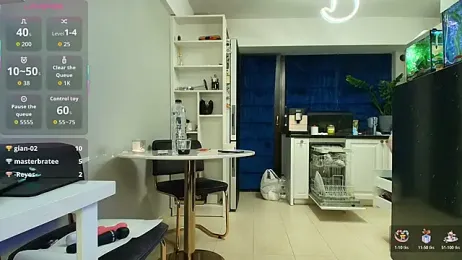 Layla- webcam model stream image