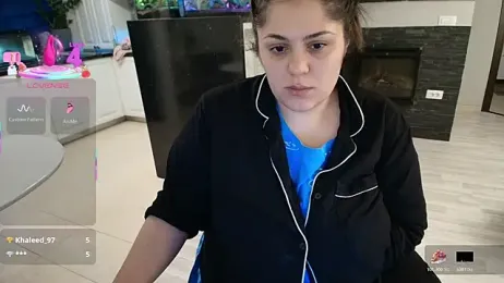 Layla- webcam stripchat model stream image