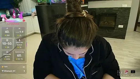 Layla- webcam model stream image