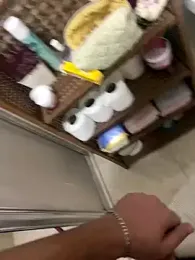 AkinXL webcam model stream image