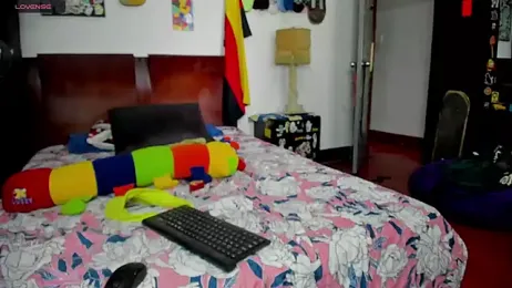 Tom_Krakow webcam model stream image