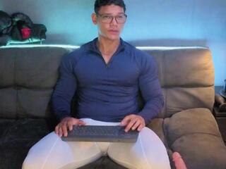 Jones Blaze webcam model stream image