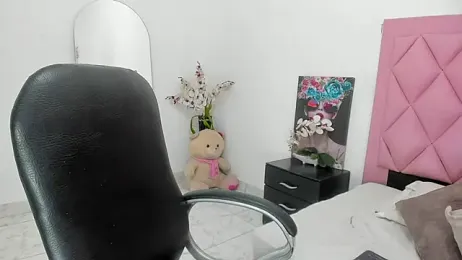 pretty_ariiel webcam stripchat model stream image