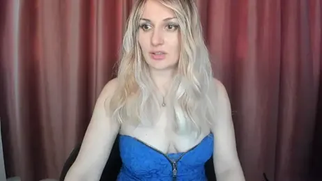 AnaysTop webcam stripchat model stream image
