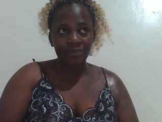 minahsmiles webcam model stream image