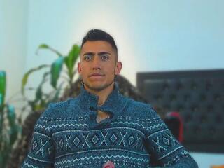 Zach Price webcam flirt4free model stream image