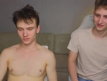 pupsenish webcam model stream image