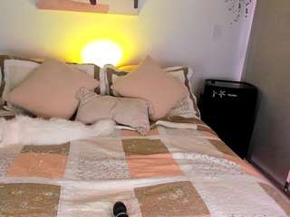 ahinoaa webcam model stream image