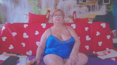 QueenPammy webcam model stream image