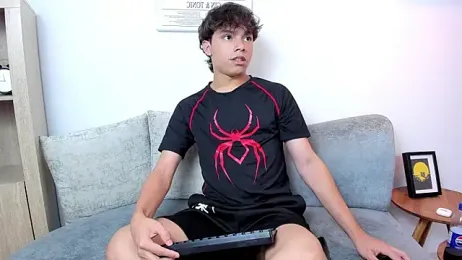 Honeymoon_sariel webcam model stream image