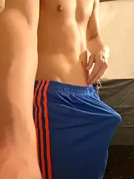 Mrtzz_ webcam model stream image