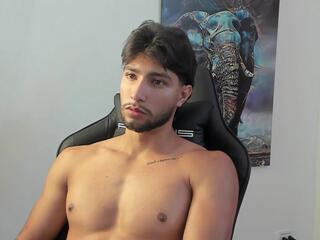 Emmet Collins webcam model stream image