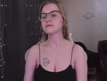 eva_orchid webcam model stream image