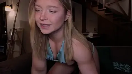 VanillaLivitski webcam model stream image