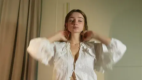 _floret_joy_ webcam model stream image