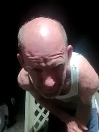 Fastrunner10 webcam model stream image