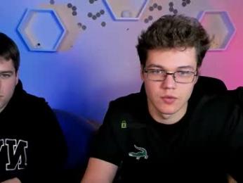 michael_strong_ webcam model stream image