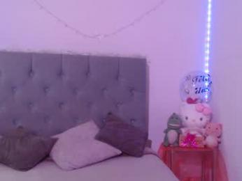 sweethoney22_ webcam model stream image